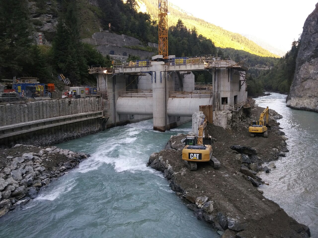 GKI Fertige Wehranlage in Ovella Fertige Wehranlage in Ovella