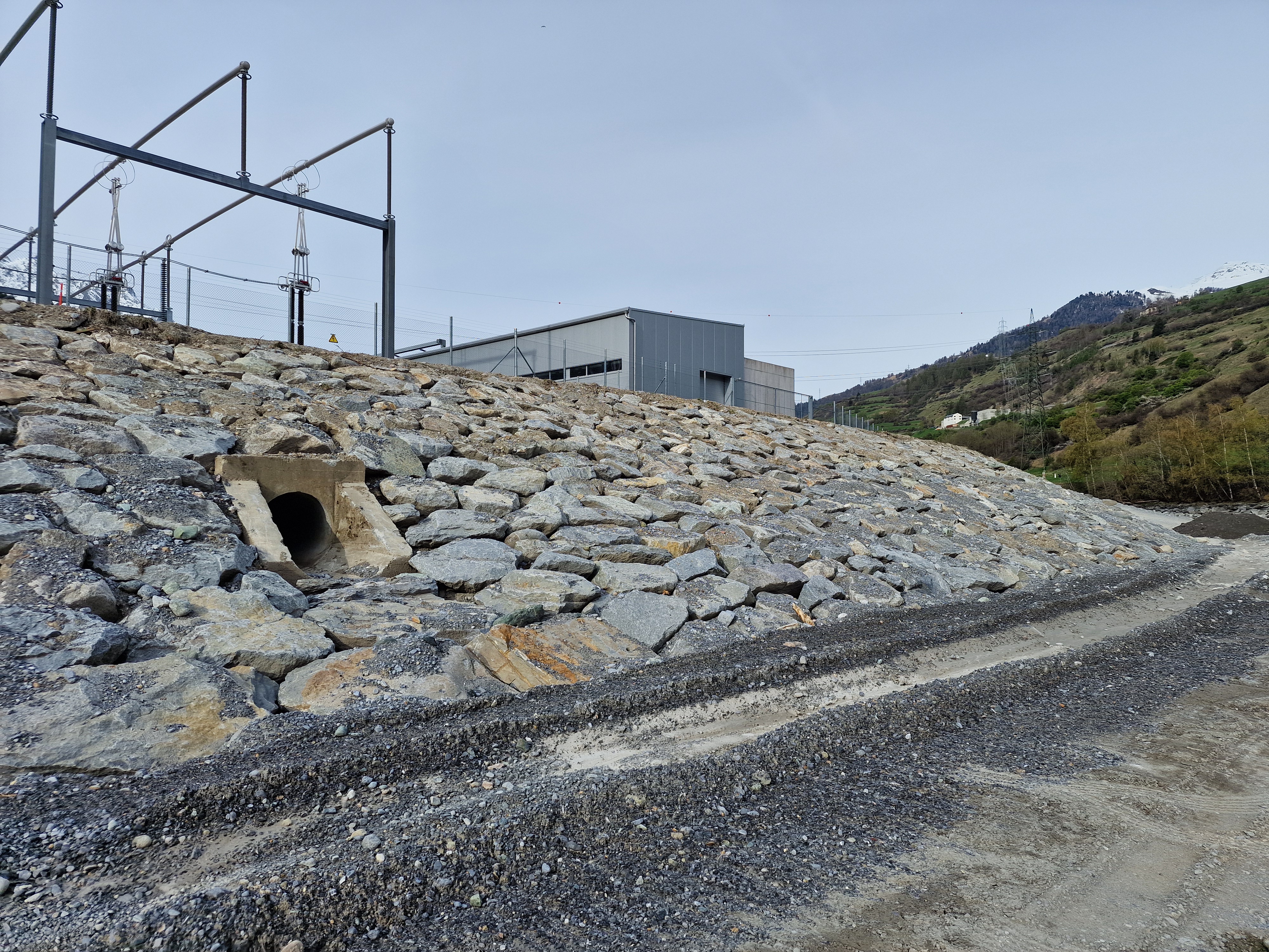 Sanierung Ufersicherung Inn Pradella