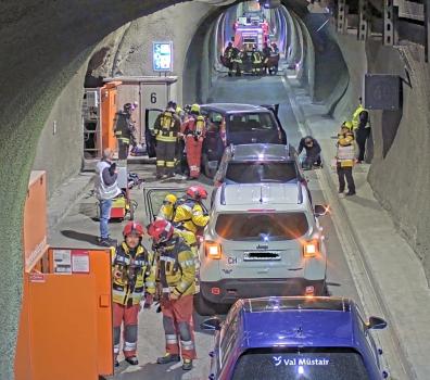 Notfallübung im Tunnel Munt La Schera