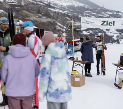 Ziel des Rennens Passlung Martina-Scuol in Scuol